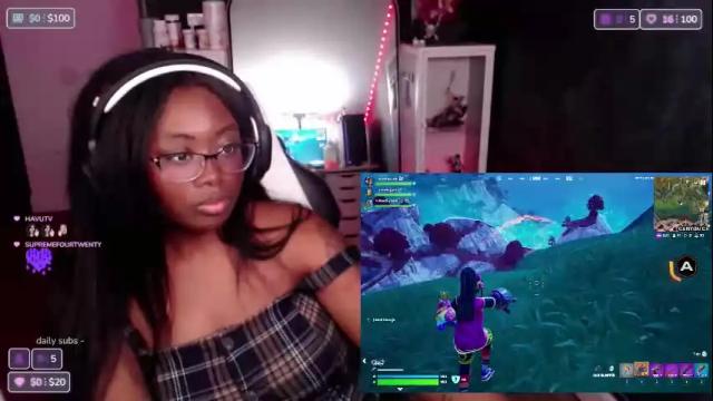 Image 11 of theegoddessmae Stream on Chaturbate on 2 months ago