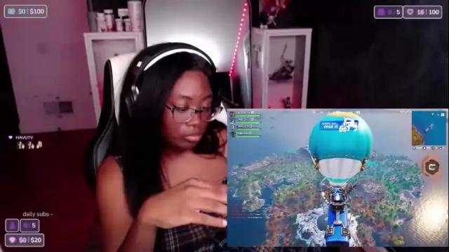 Image 4 of theegoddessmae Stream on Chaturbate on 2 months ago