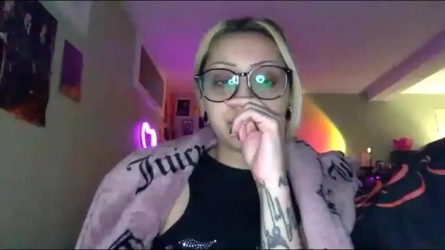 Image 11 of theeking_venus Stream on Chaturbate on 24 days ago