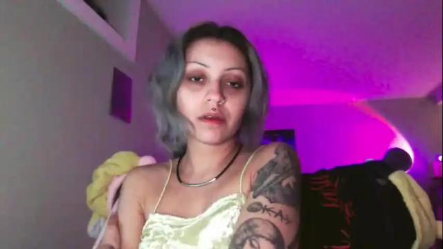 Image 3 of theeking_venus Stream on Chaturbate on 5 months ago