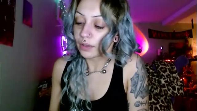 Image 2 of theeking_venus Stream on Chaturbate on 1 month ago