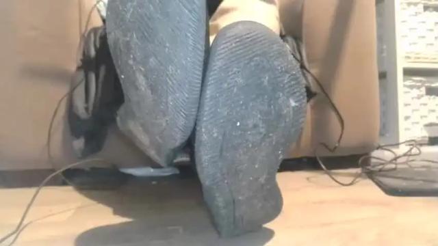 Thumbnail 3, thefindomfeetgoddess's Stream at Chaturbate, 17 months ago