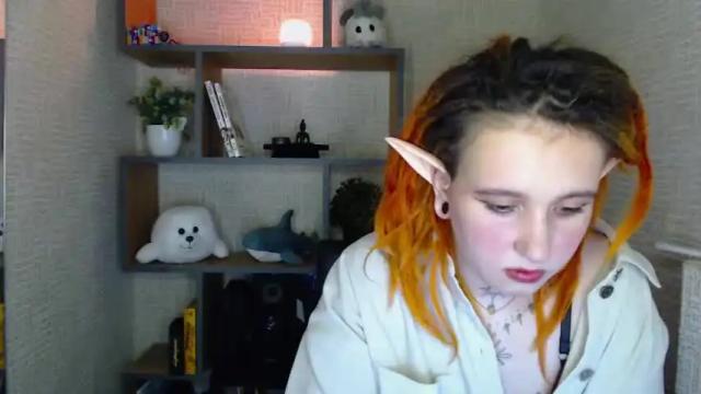 Image 2 of thefullredmoon Stream on Chaturbate on 23 months ago