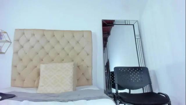 Image 4 of thegloryus_ebony Stream on Chaturbate on 14 days ago