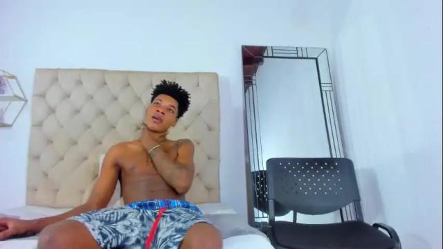 Image 7 of thegloryus_ebony Stream on Chaturbate on 14 days ago