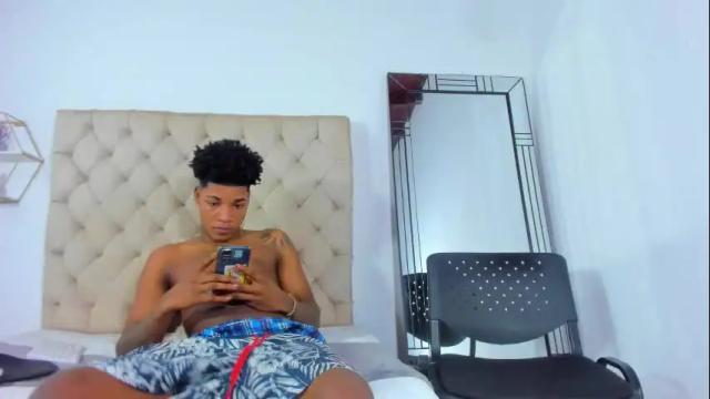 Image 8 of thegloryus_ebony Stream on Chaturbate on 14 days ago