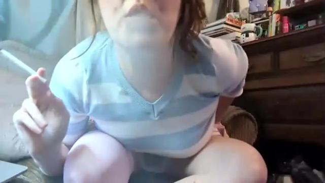 Image 4 of thegreengddss Stream on Chaturbate on 19 months ago