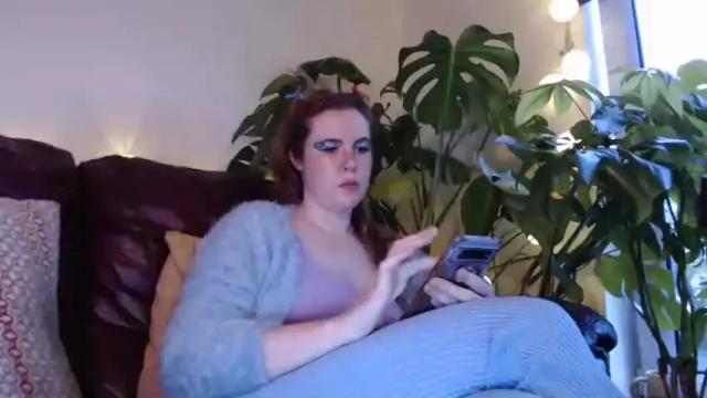 Image 10 of thegreengddss Stream on Chaturbate on 7 months ago