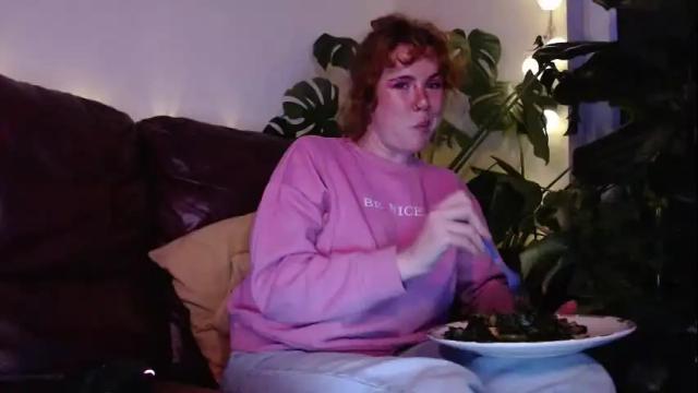 Image 4 of thegreengddss Stream on Chaturbate on 6 months ago