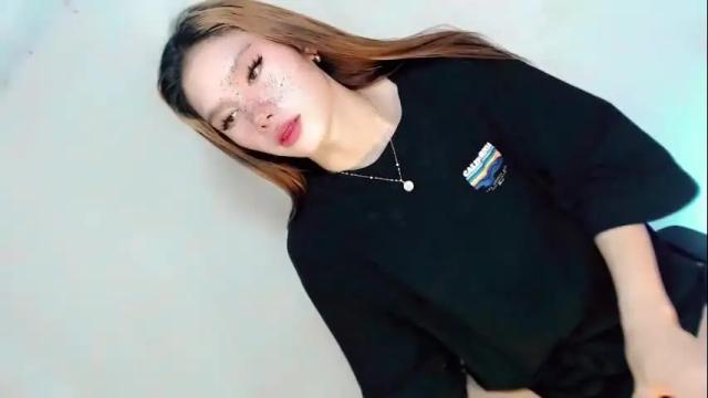 Image 2 of thehornygirl_laisa Stream on Chaturbate on 1 month ago