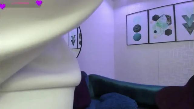 Image 2 of theia_moon_ Stream on Chaturbate on 2 months ago