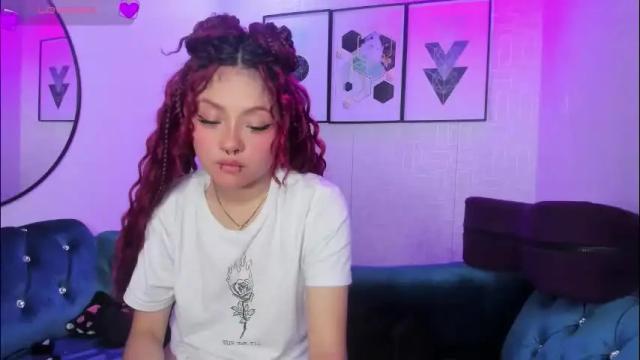 Image 8 of theia_moon_ Stream on Chaturbate on 2 months ago