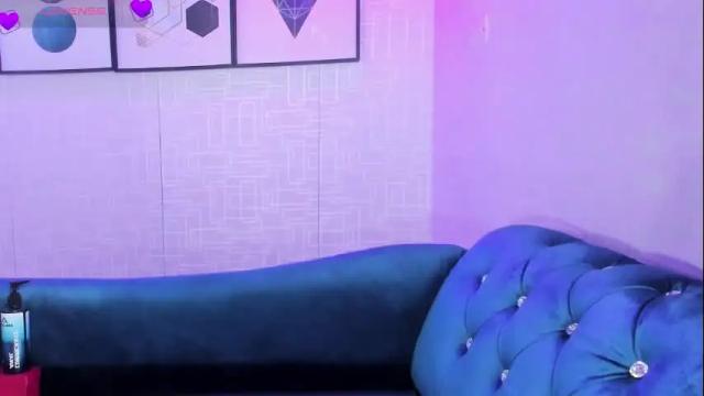 Image 3 of theia_moon_ Stream on Chaturbate on 2 months ago