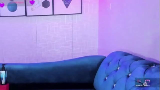 Image 4 of theia_moon_ Stream on Chaturbate on 2 months ago