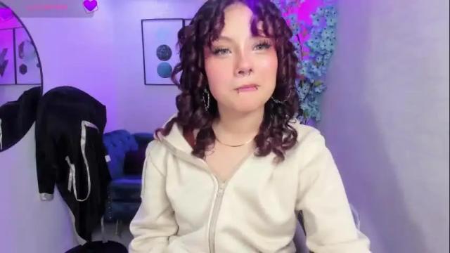 Image 11 of theia_moon_ Stream on Chaturbate on 1 month ago