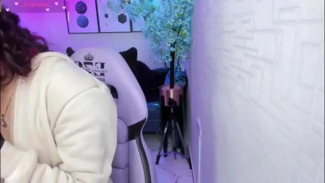 Thumbnail 2, theia_moon_'s Stream at Chaturbate, 1 month ago