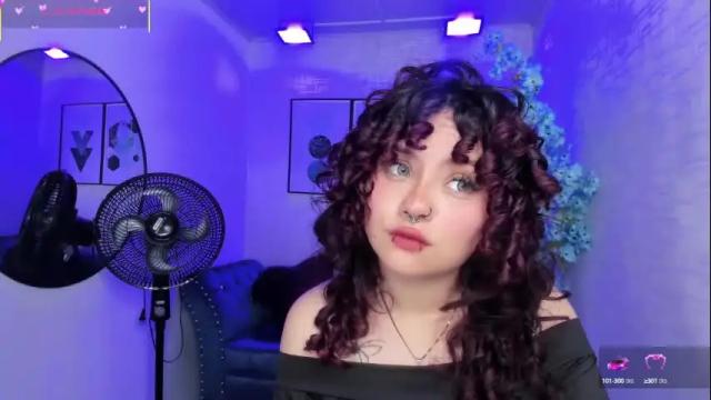 Image 8 of theia_moon_ Stream on Chaturbate on 1 month ago