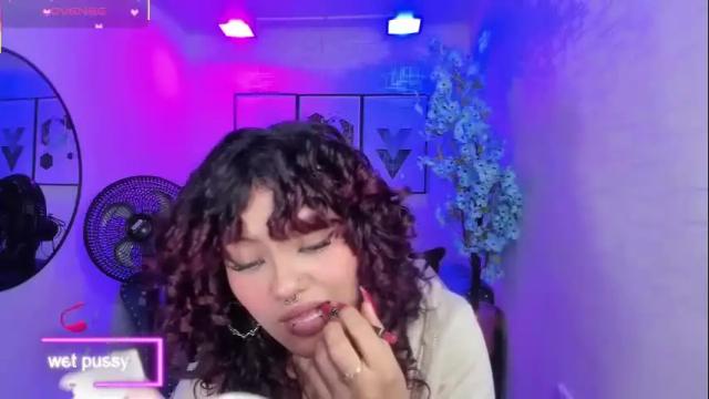 Image 7 of theia_moon_ Stream on Chaturbate on 23 days ago