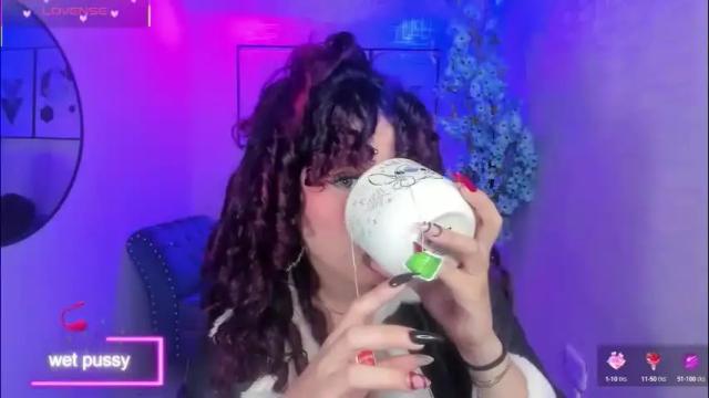 Image 11 of theia_moon_ Stream on Chaturbate on 21 days ago