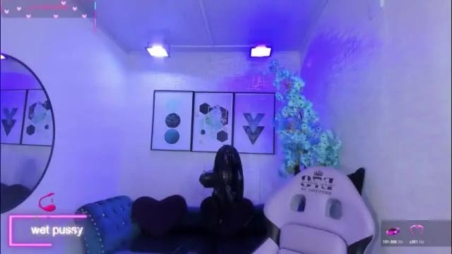 Image 3 of theia_moon_ Stream on Chaturbate on 20 days ago