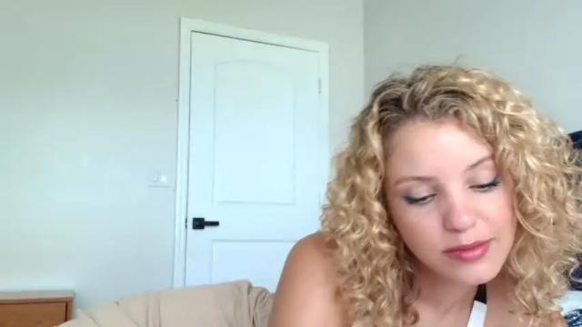 Image 2 of theislandgirl Stream on Chaturbate on 1 month ago
