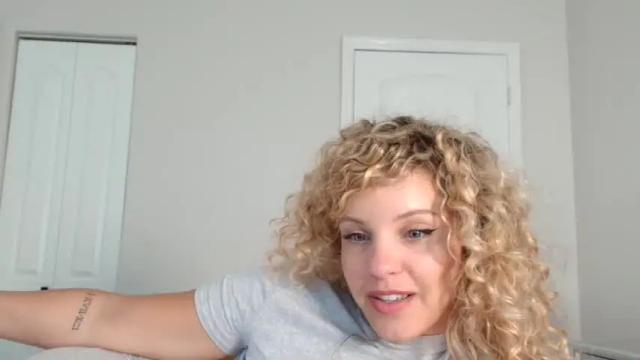 Image 10 of theislandgirl Stream on Chaturbate on 28 days ago