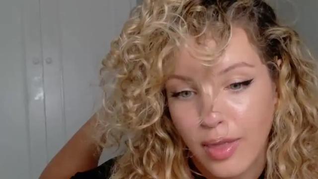 Image 10 of theislandgirl Stream on Chaturbate on 1 month ago