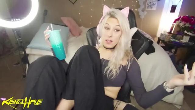 Image 3 of thekenzihale Stream on Chaturbate on 12 months ago
