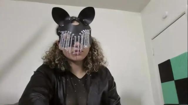 Image 2 of thekingsqueenxxx Stream on Chaturbate on 15 months ago