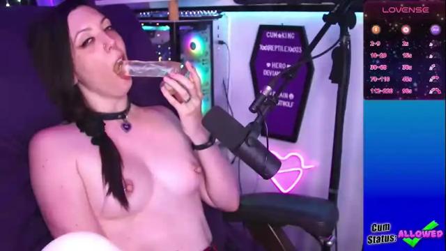 Image 6 of thekittengirlnix Stream on Chaturbate on 1 month ago