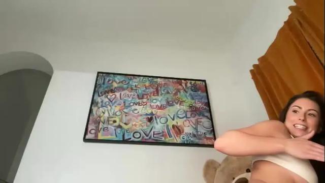Image 3 of thekittykap Stream on Chaturbate on 19 months ago