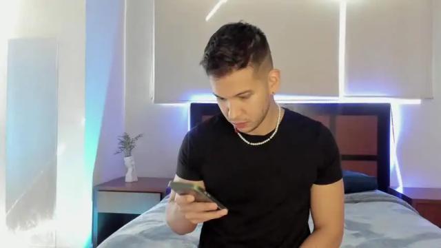 Thumbnail 3, thelatinstripper1's Stream at Chaturbate, 21 months ago