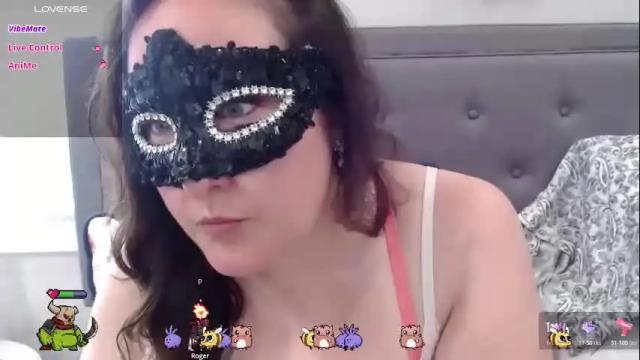 Image 3 of thelipsdown Stream on Chaturbate on 5 months ago