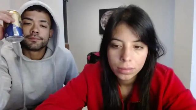 Image 3 of thelovers_sexys Stream on Chaturbate on 15 months ago