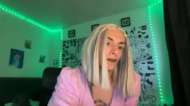 Image 11 of thematryoshka Stream on Chaturbate on 2 months ago
