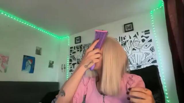 Image 3 of thematryoshka Stream on Chaturbate on 2 months ago