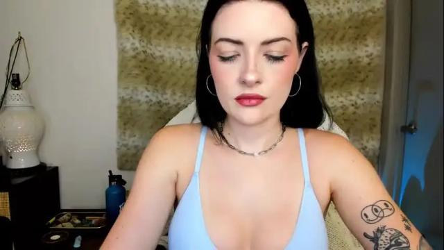 Image 2 of themelrose Stream on Chaturbate on 24 days ago