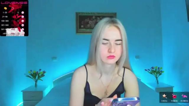 Image 3 of themillionlady Stream on Chaturbate on 12 months ago