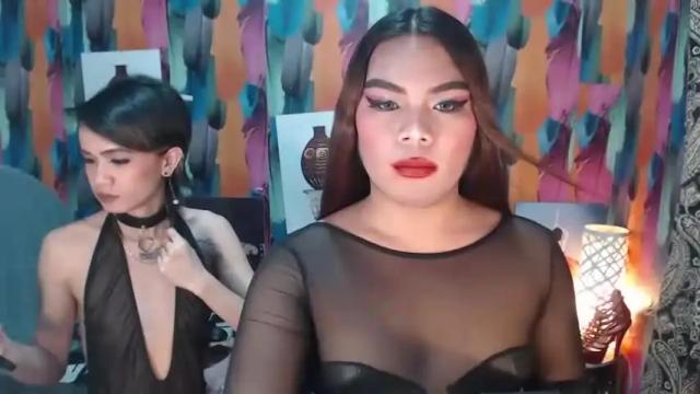 Image 2 of thenchantressduo69 Stream on Chaturbate on 14 months ago