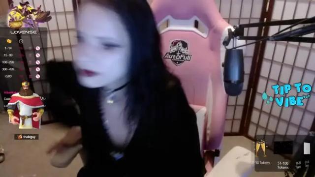 Image 8 of thenightqueen Stream on Chaturbate on 18 months ago