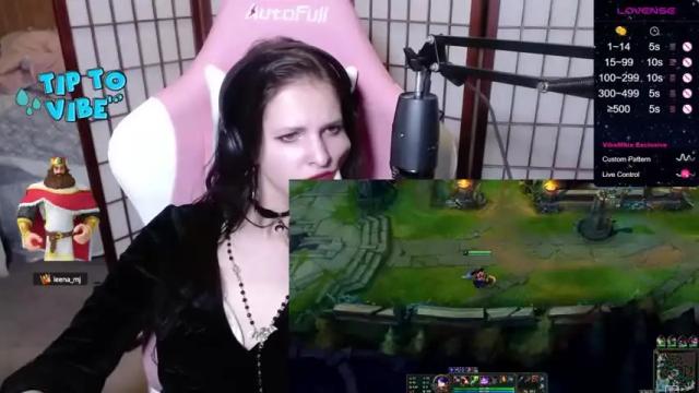 Image 11 of thenightqueen Stream on Chaturbate on 18 months ago