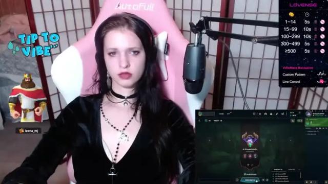 Image 8 of thenightqueen Stream on Chaturbate on 18 months ago