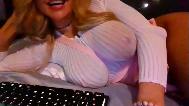 Image 10 of thepeachprincess Stream on Chaturbate on 1 month ago