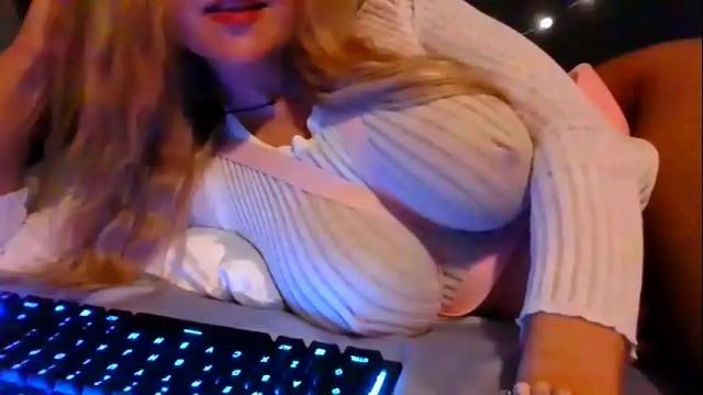 Image 7 of thepeachprincess Stream on Chaturbate on 1 month ago