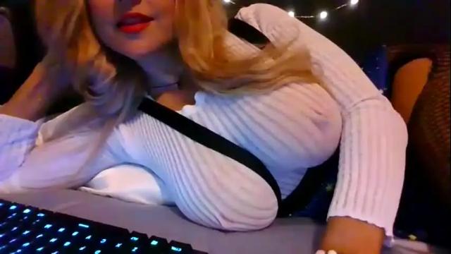 Image 2 of thepeachprincess Stream on Chaturbate on 28 days ago