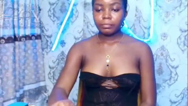 Thumbnail 3, thepetitequeeen's Stream at Chaturbate, 1 month ago