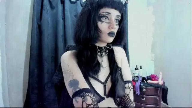 Image 10 of thepoeticedda_ Stream on Chaturbate on 11 days ago