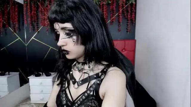 Image 3 of thepoeticedda_ Stream on Chaturbate on 1 month ago