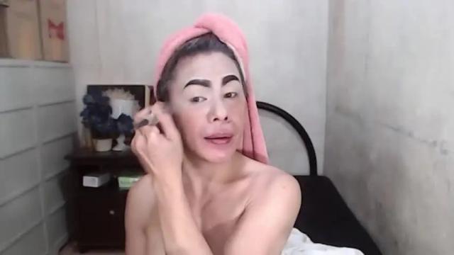 Image 7 of thequeenofhugecock Stream on Chaturbate on 12 months ago