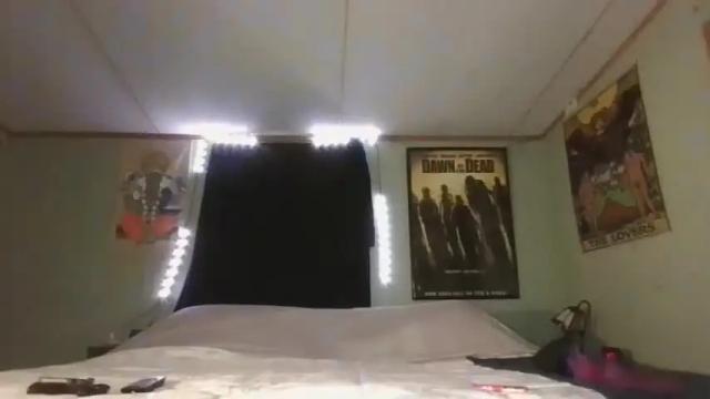 Image 2 of therayvyn_1 Stream on Chaturbate on 19 months ago